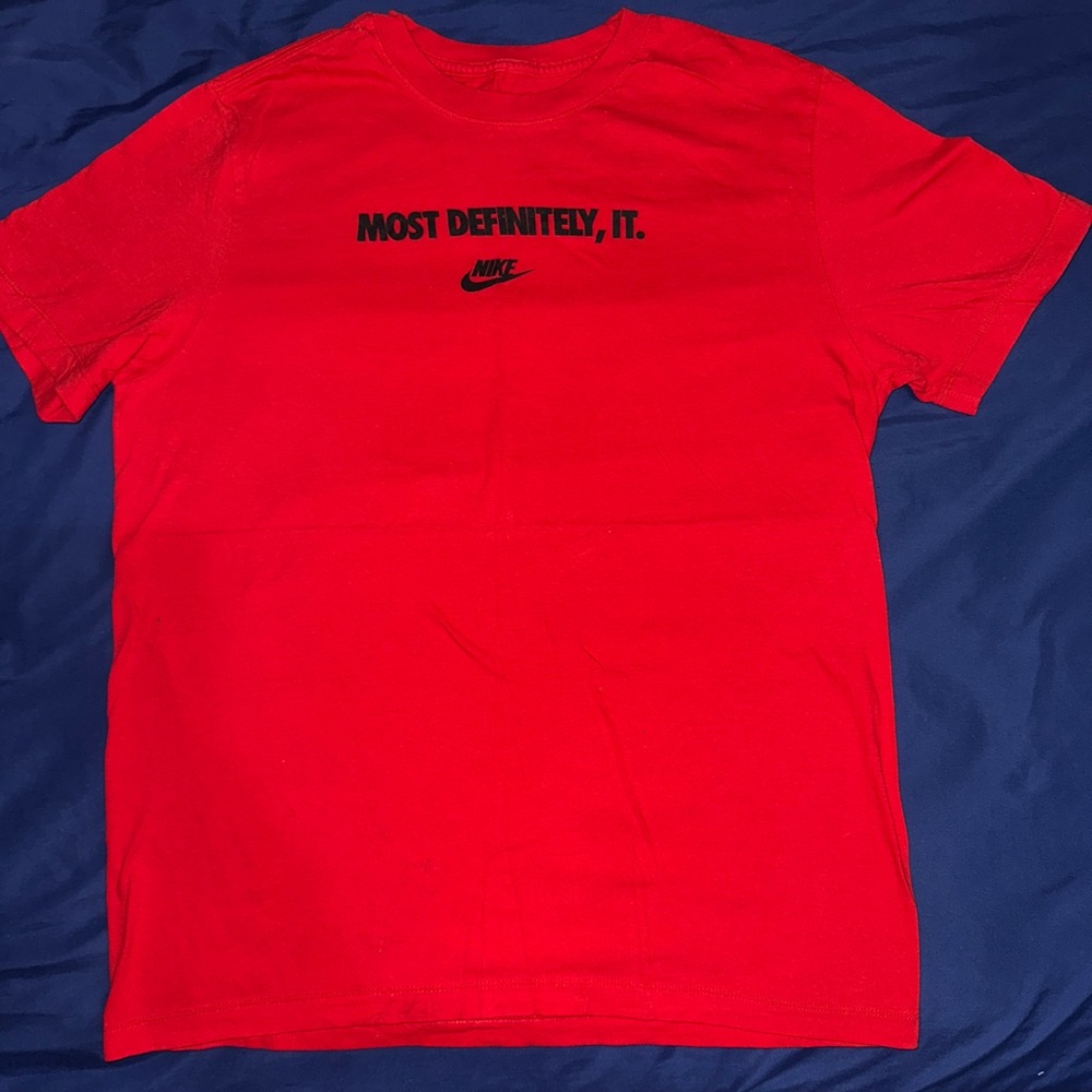 Nike tee